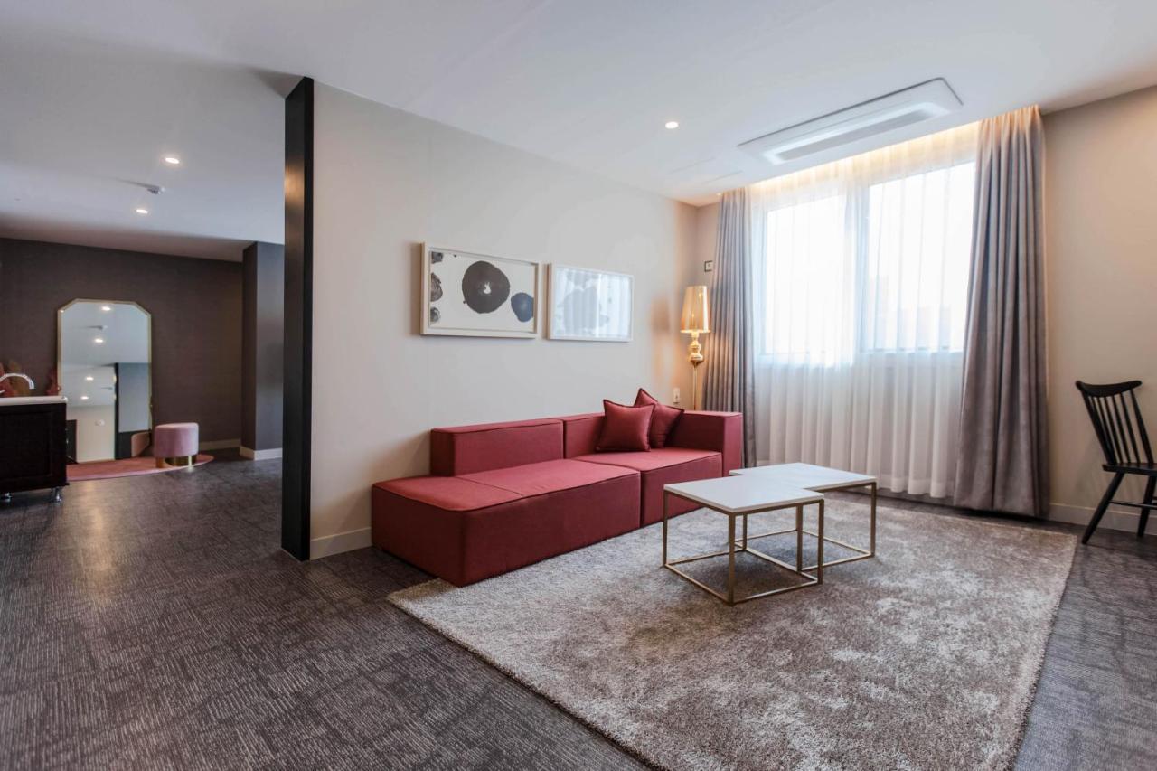 Browndot Business Seomyeon Hotell Busan Exteriör bild