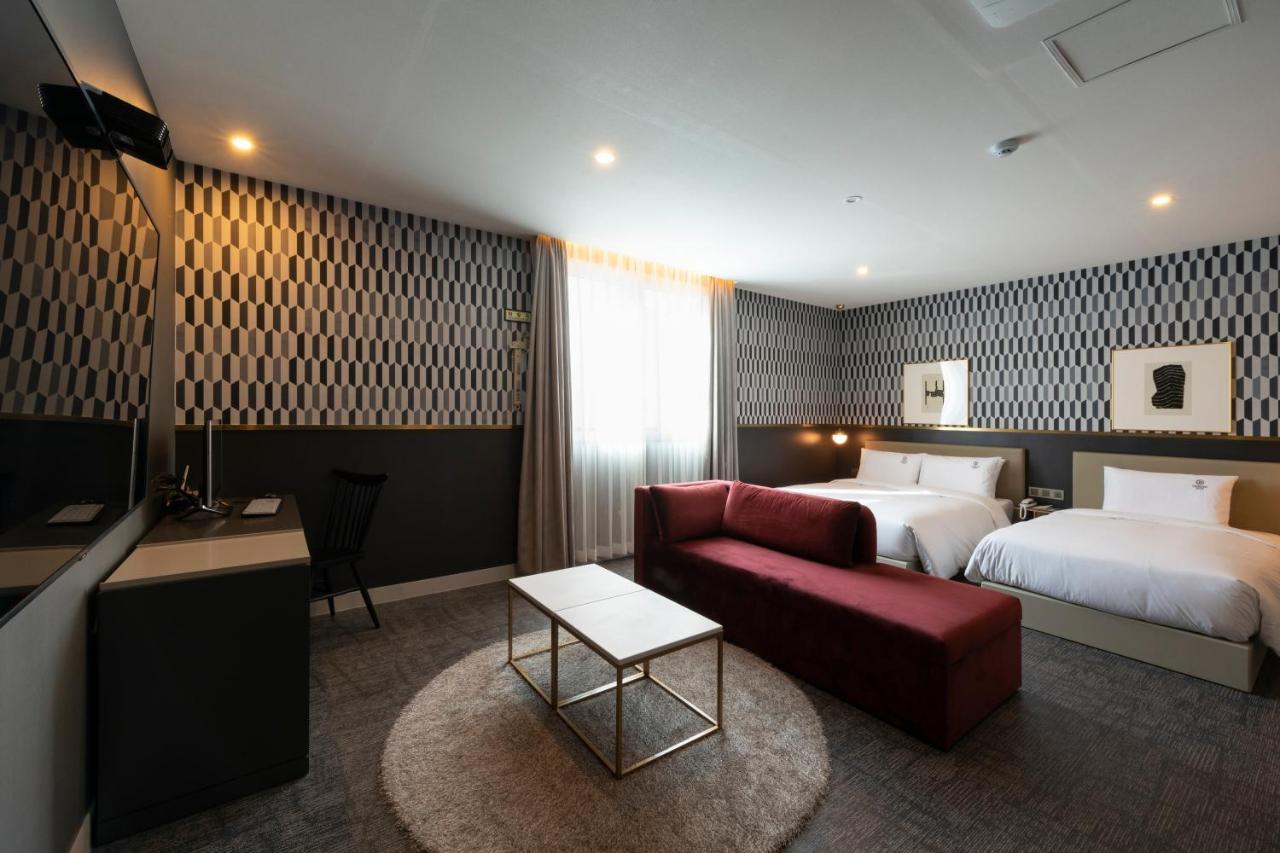 Browndot Business Seomyeon Hotell Busan Exteriör bild
