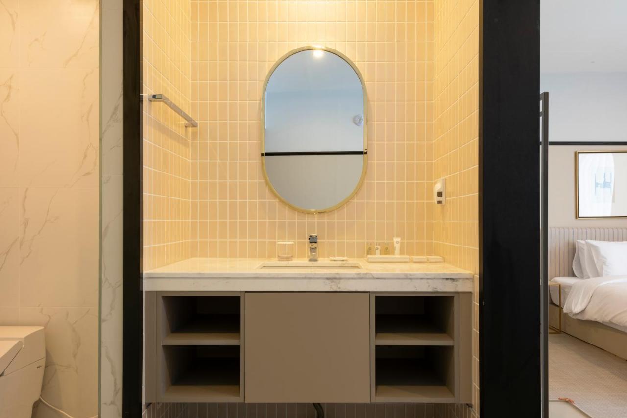 Browndot Business Seomyeon Hotell Busan Exteriör bild