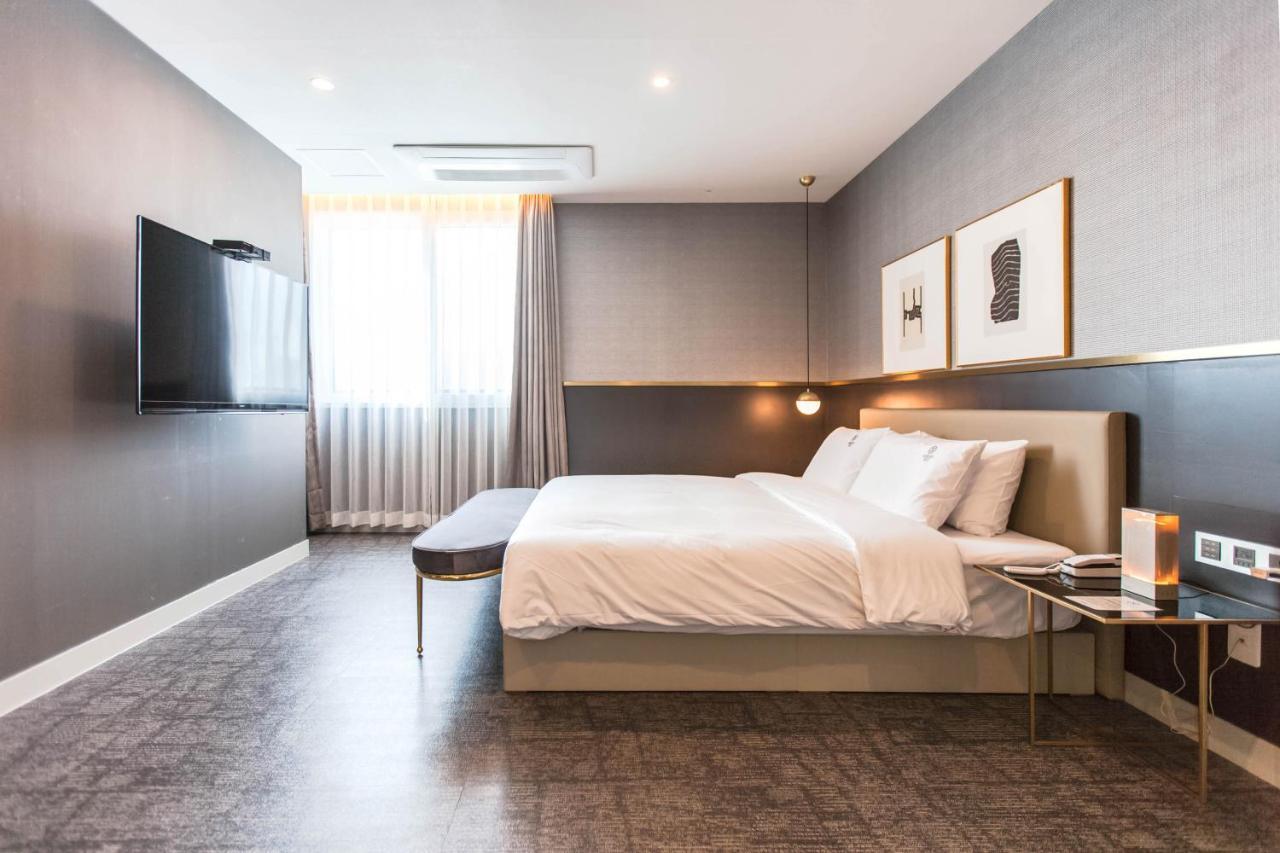 Browndot Business Seomyeon Hotell Busan Exteriör bild
